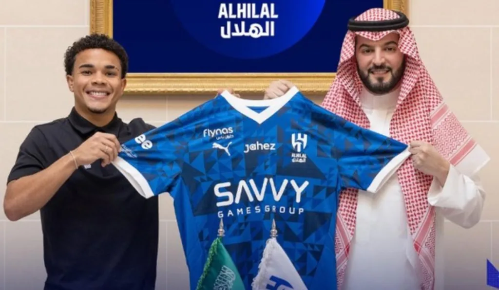 Kaio César, jogador do Al-Hilal, foi revelado pelo Coritiba.