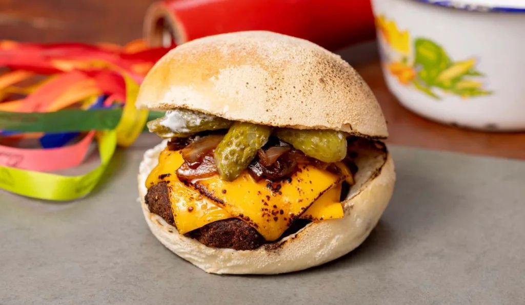 Estabelecimentos inovam na receita para conquistar o paladar dos curitibanos