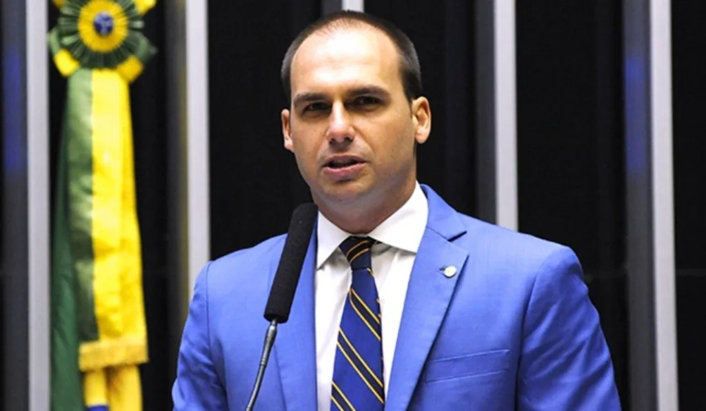 Eduardo Bolsonaro disse que vai se mudar para os Estados Unidos 
