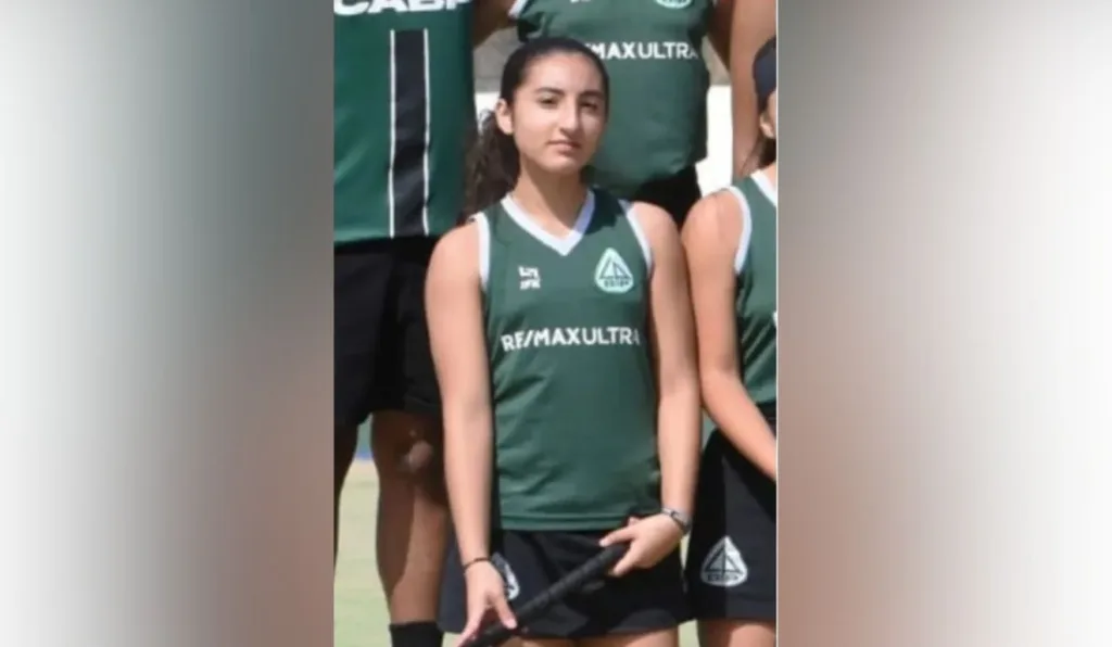 Atleta de hóquei morre em acidente enquanto voltava de férias com a família