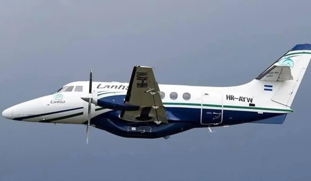 avião cai em Honduras e causa 12 mortes