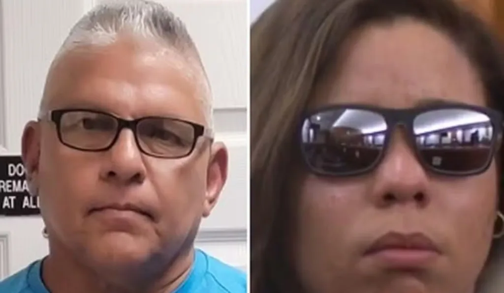 homem e mulher de óculos