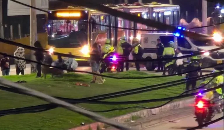 Atentado com granada no centro de Bogotá, capital da Colômbia
