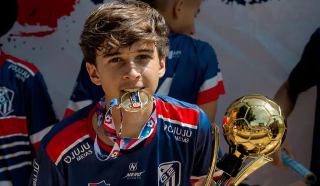 Ezequiel Neres: quem era o jogador de futebol que morreu ao passar mal em jogo