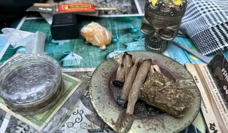 Operação em hotéis visa desarticular ações ilícitas em hotéis e pousadas em Curitiba