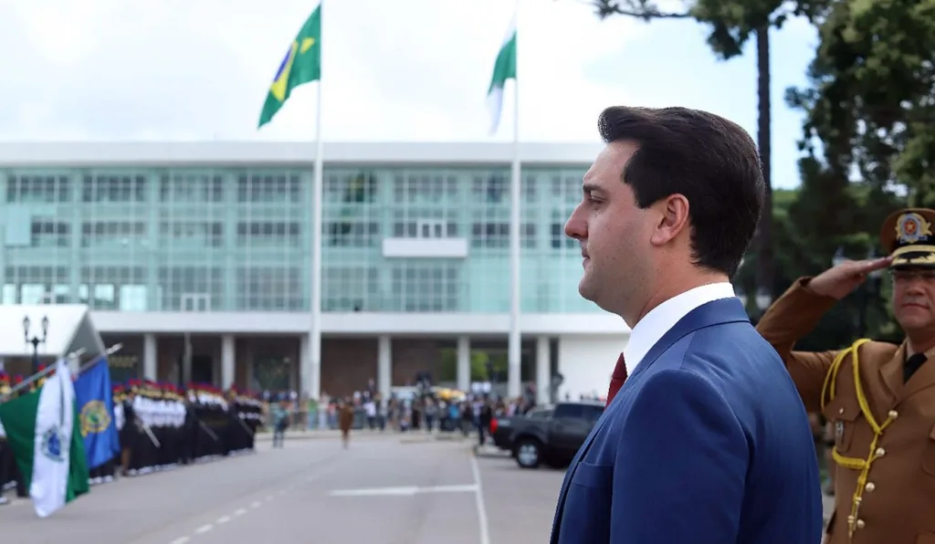 Ratinho Jr. vence Lula em disputa para presidente, diz pesquisa