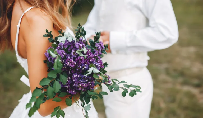 casamento lavanda por conveniência está em alta entre jovens