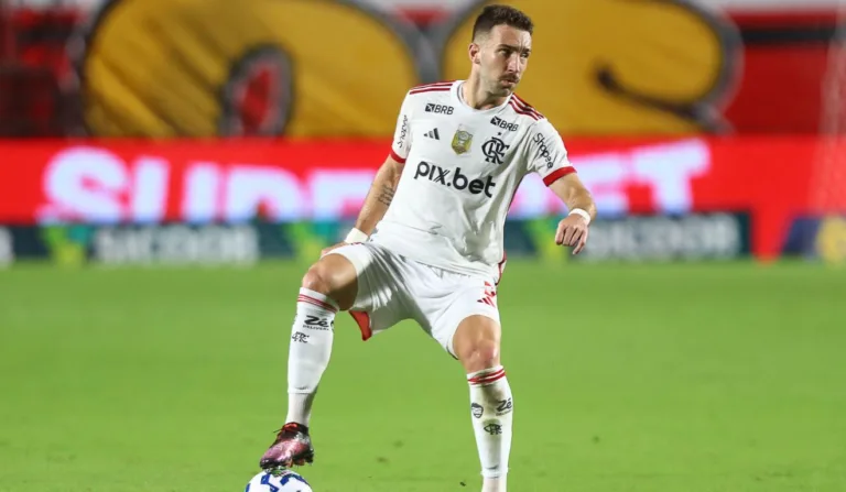 Léo Ortiz faz ótimo início de ano com a camisa do Flamengo