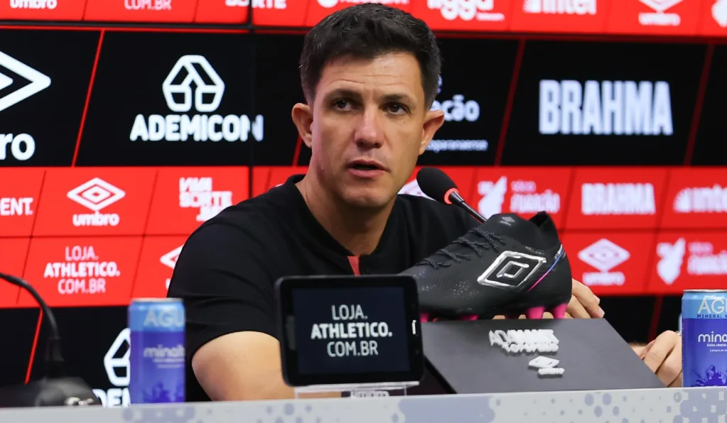 Maurício Barbieri, técnico do Athletico