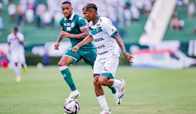 Lance de Guarani x Maringá, pela Série C