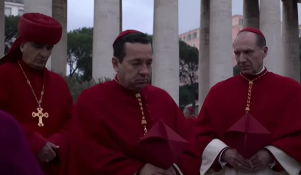 cena do filme Conclave