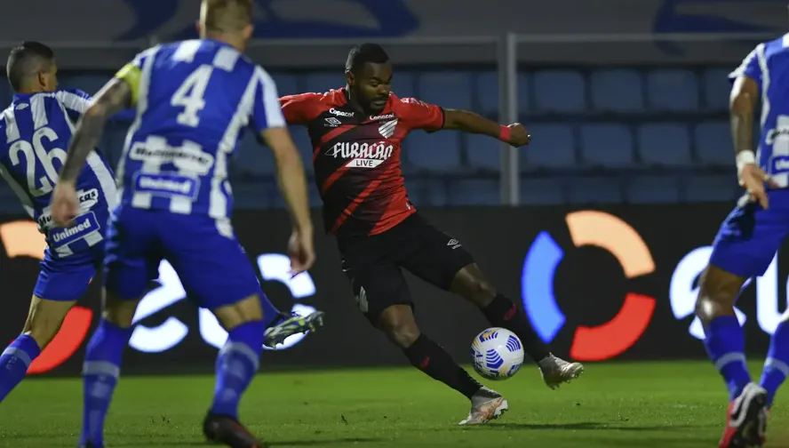 Avaí foi o último adversário catarinense do Athletico pela Copa do Brasil.