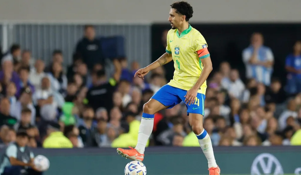 Marquinhos em partida pela Seleção Brasileira