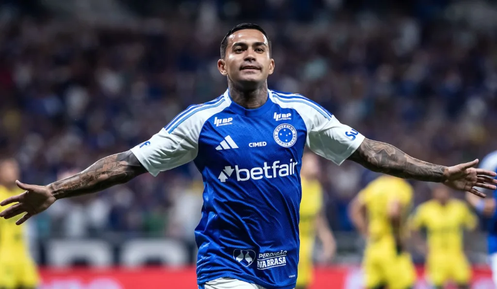 Dudu é um dos reforços do Cruzeiro para a temporada de 2025