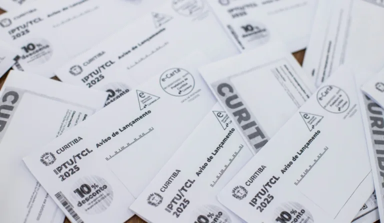 Como pagar IPTU Curitiba 2025