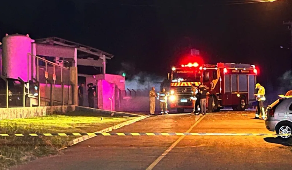 Ruptura de cilindro em recarga de gás causou explosão em fábrica na Grande Curitiba