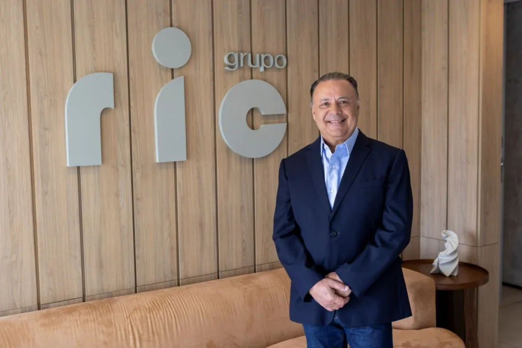 leonardo petrelli, presidente do Grupo Ric, na recepção da rictv