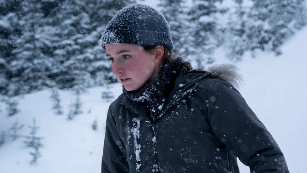 Atriz Kaitlyn Dever interpretando Abby na série da HBO Max