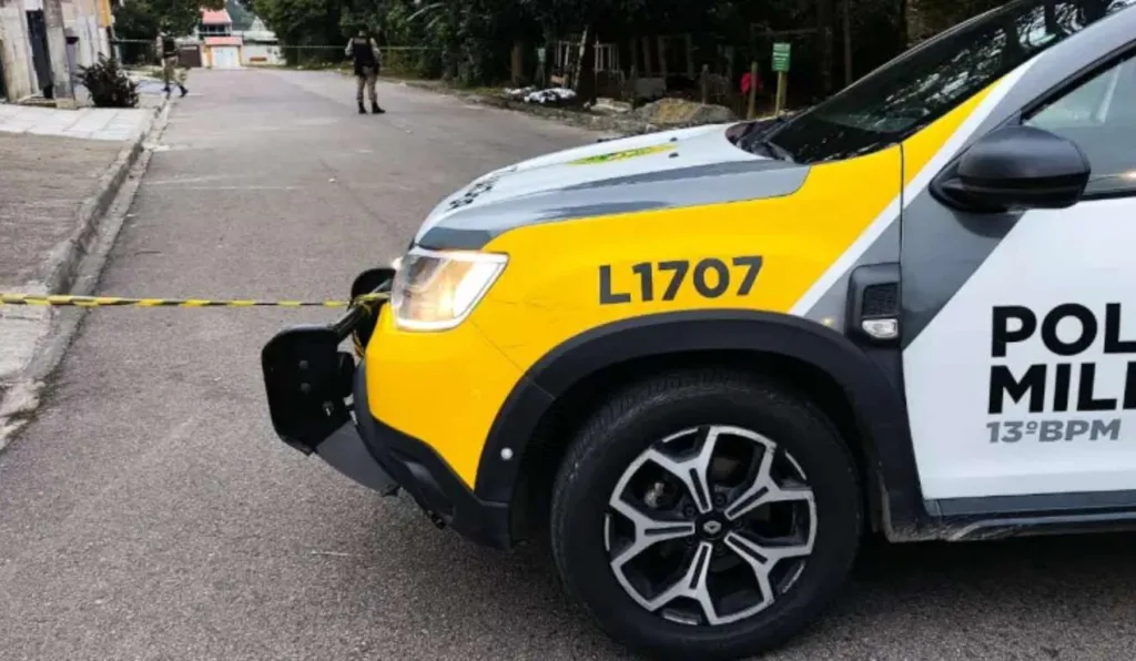 Homem foi encontrado morto em via pública do bairro Tatuquara, em Curitiba