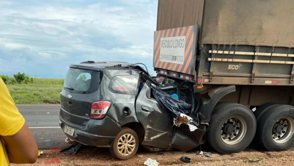 Acidente na BR-365
