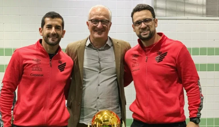 Leonardo Porto fazia parte da comissão técnica de Dorival Júnior no Athletico