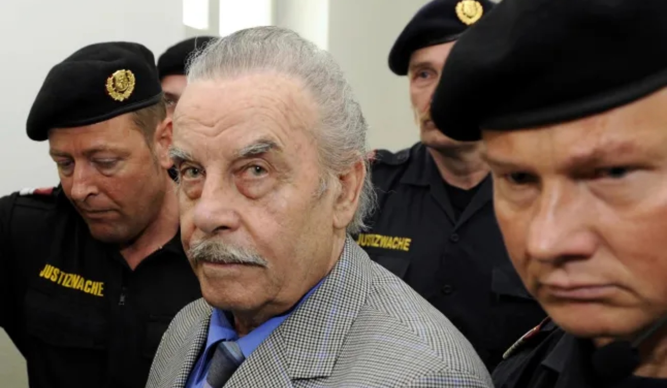 Josef Fritzl, condenado em 2009 por manter sua filha Elisabeth em cativeiro por 24 anos e submetê-la a abusos