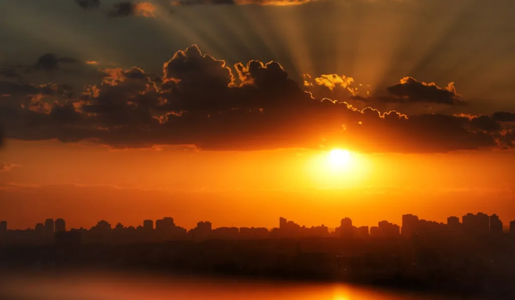 sol volta ao paraná, segundo previsão 