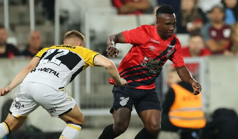 Lance de Athletico x Criciúma, pela Série B