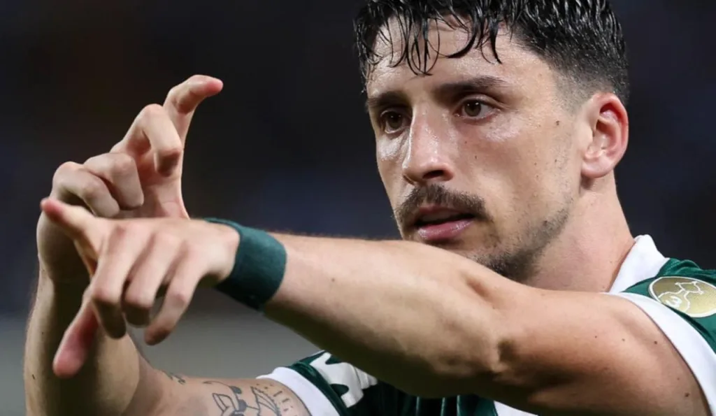 Piquerez fez ótima partida e marcou o primeiro gol do Palmeiras