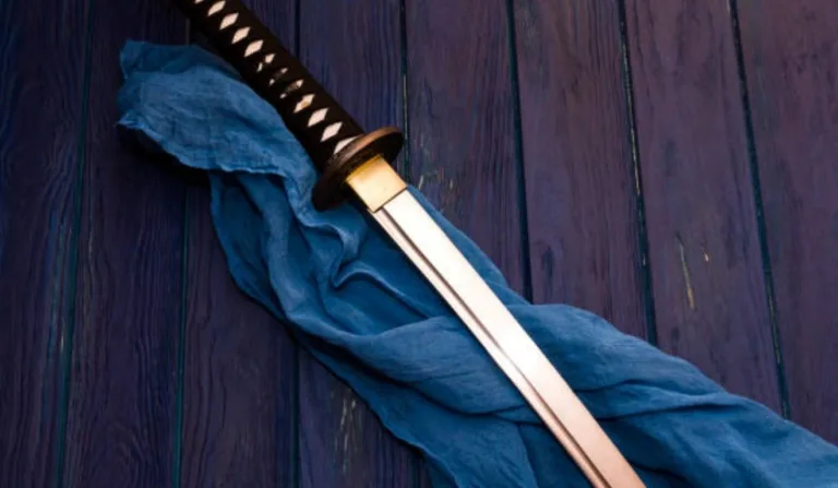 O adolescente usou uma katana, que é uma espada japonesa, para realizar o ataque (Foto: Ilustração/Pixabay)