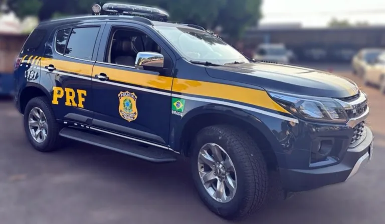 viatura da Polícia Rodoviária Federal