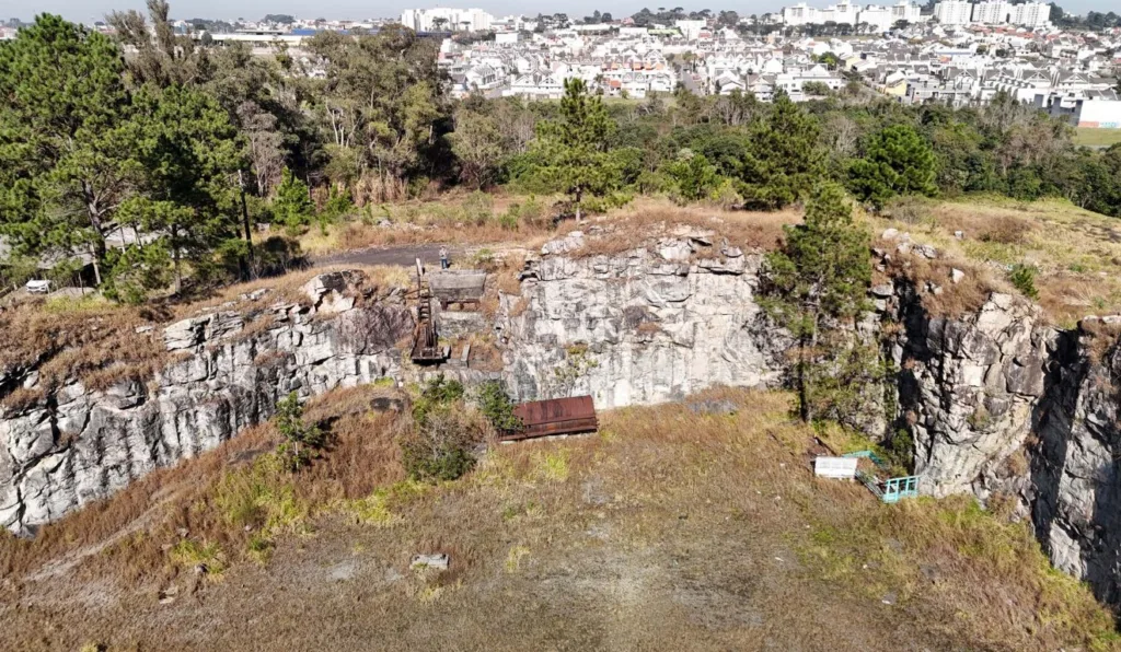 Pedreira do Atuba, em Colombo