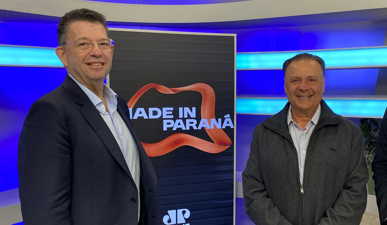 Leonardo Petrelli ao lado do Eduardo Bekin, presidente da Invest Paraná