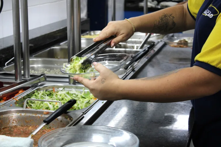 Bons hábitos alimentares na infância ajudam a evitar a obesidade na vida adulta