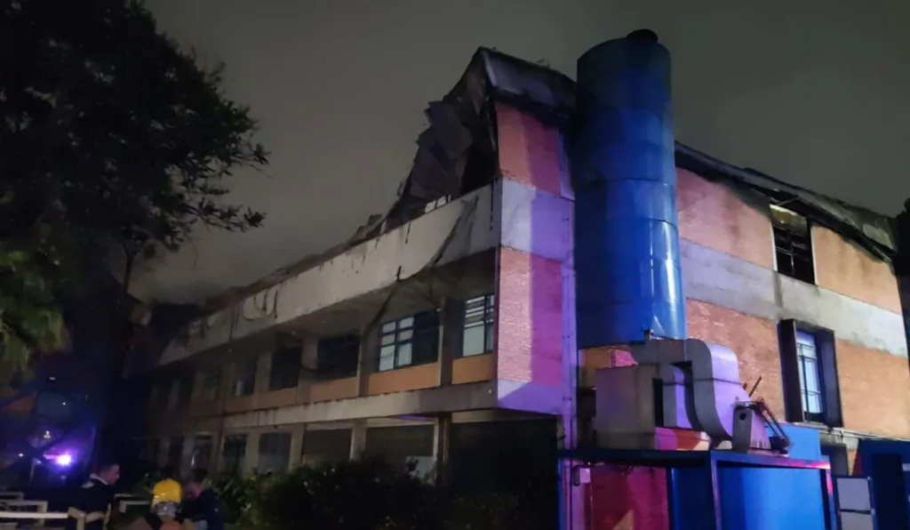 incêndio na PUCPR
