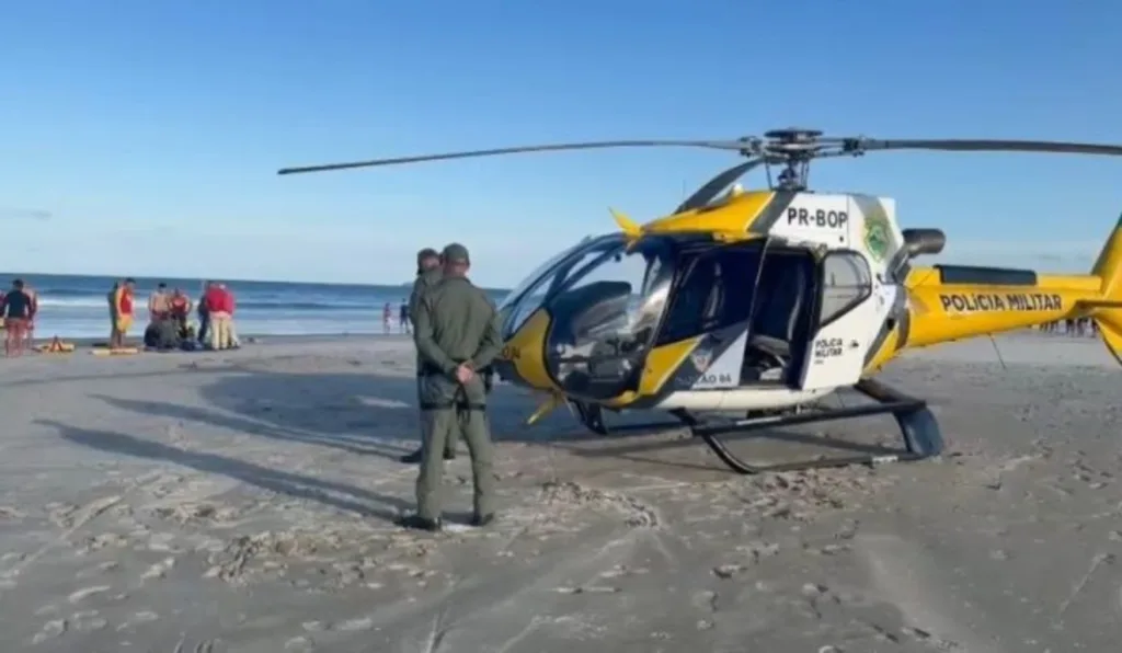 homem morre afogado em Pontal do Paraná após ser resgatado pelo BPMOA