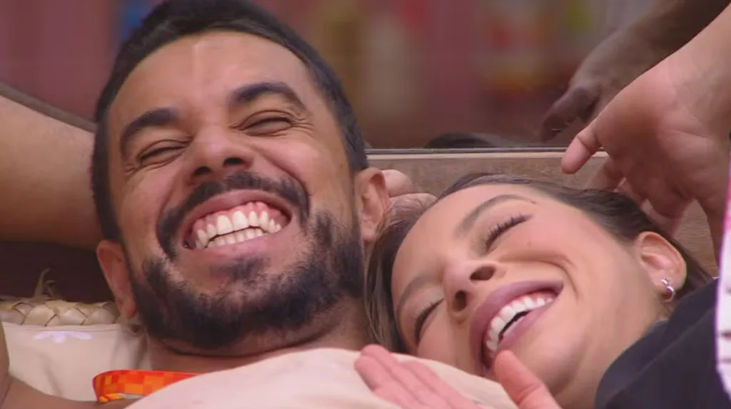 Beijo de Maike e Renata segue falado no BBB 25 (Imagem: Reprodução)