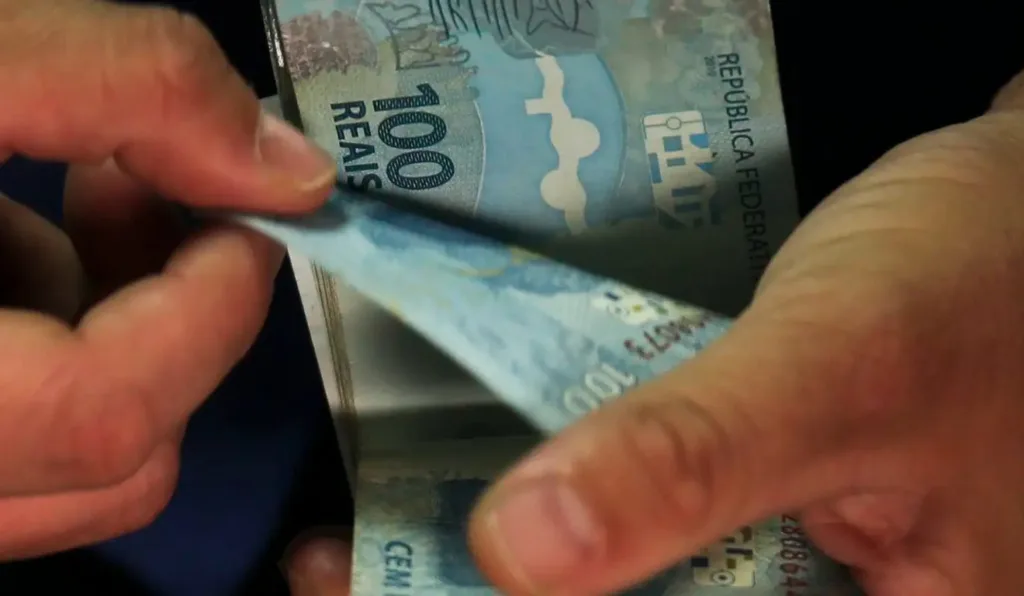 Pagamento do 13º salário do INSS é antecipado pelo sexto ano consecutivo 