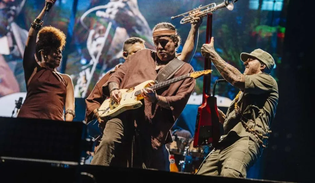 Natiruts faz último show em Curitiba neste sábado (26) 