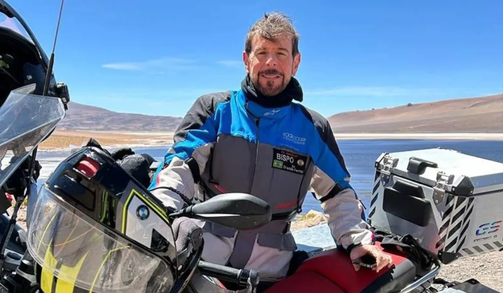 Médico estava com a esposa na Argentina quando sofreu um acidente de trânsito 