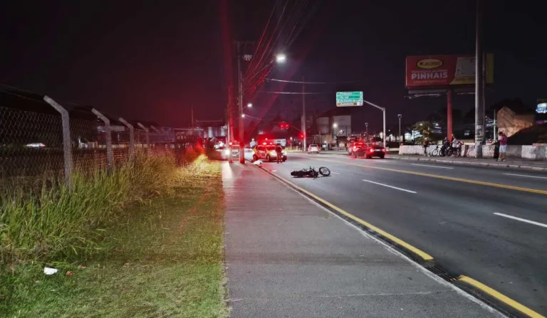 Motociclista estava sozinho no momento do acidente, em Pinhais