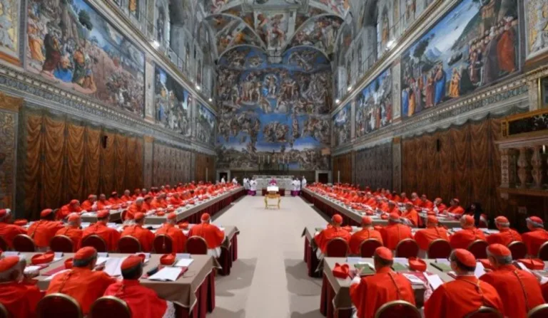 Conclave entra no segundo dia de votação para escolher o novo papa nesta quinta-feira (7)