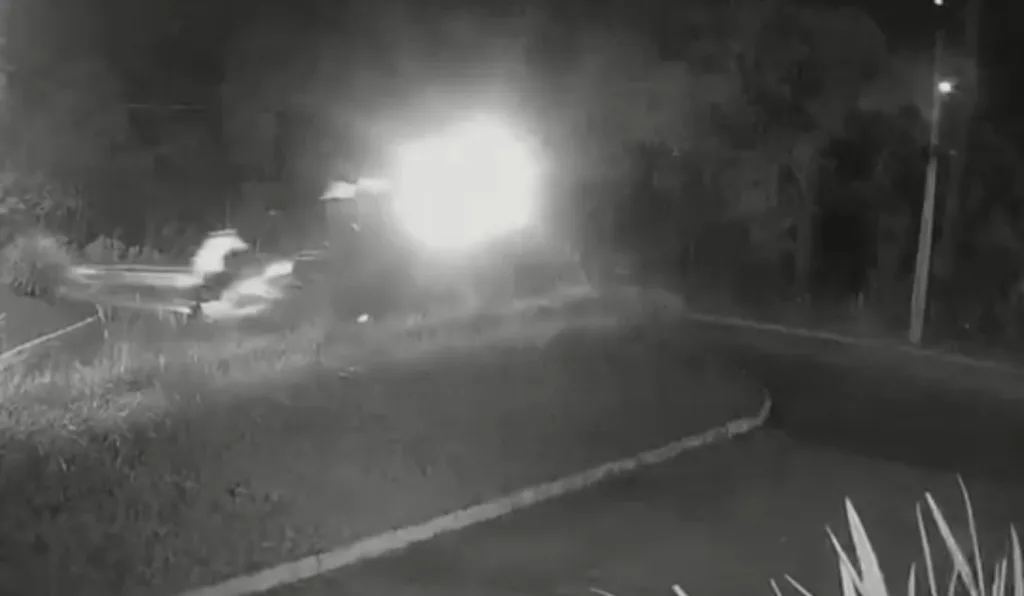 Batida entre veículos