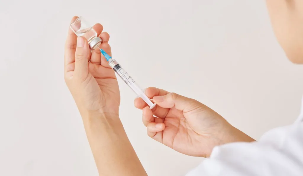 seringa para ilustrar seringa anticoncepcional