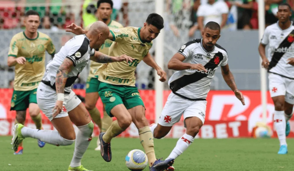 No confroto do ano passado o Palmeiras saiu vencedror por 1x0