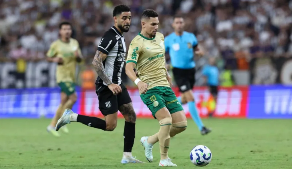 Paulinho é um dos atletas que podem pintar na equipe titular de Abel Ferreira
