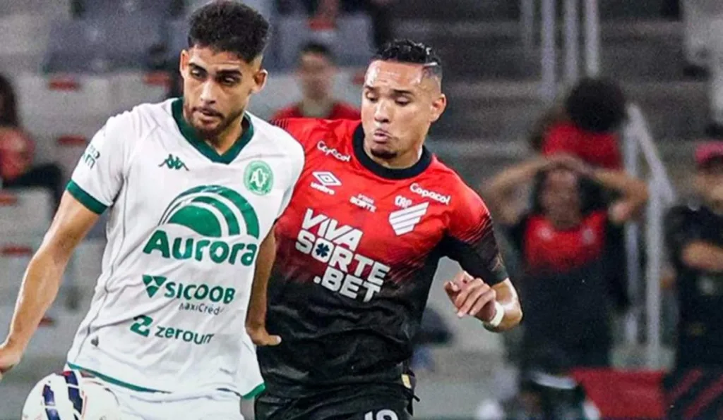 Athletico e Chapecoense se enfrentaram pela Série B. Foto: Rafael Bressan/ Chapecoense