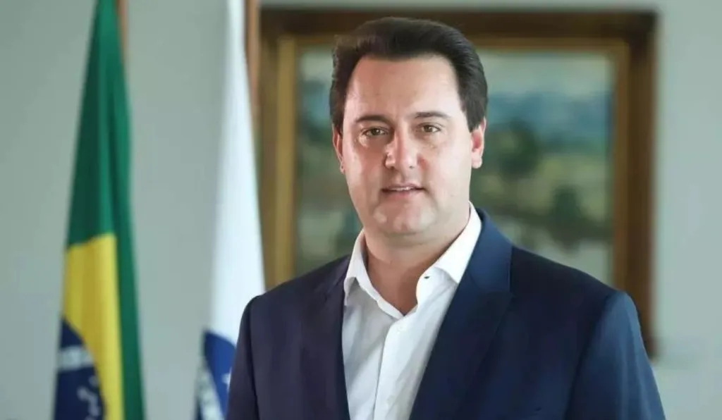 Ratinho Jr participa de entrevista no Grupo RIC, em Curitiba