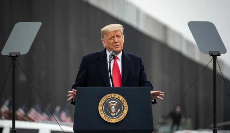 Donald Trump avalia reality show com imigrantes nos EUA