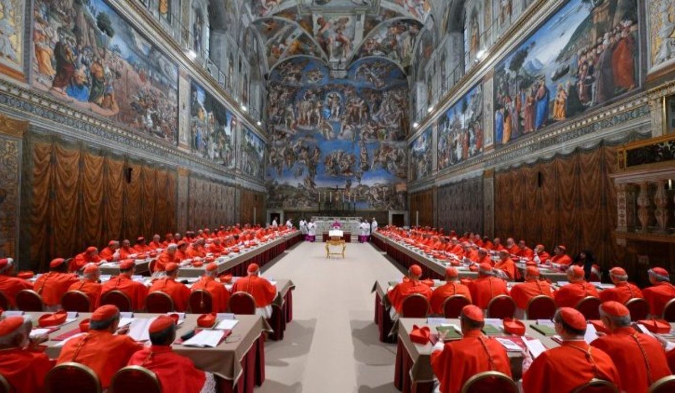 Conclave entra no segundo dia de votação para escolher o novo papa nesta quinta-feira (7)
